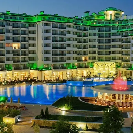 Emerald Beach Resort & Spa Апартамент Равда