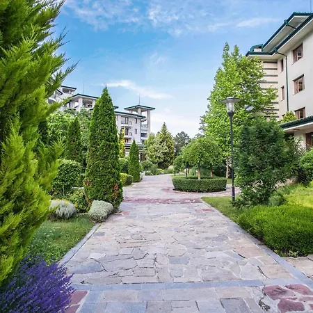 Emerald Beach Resort & Spa * Равда